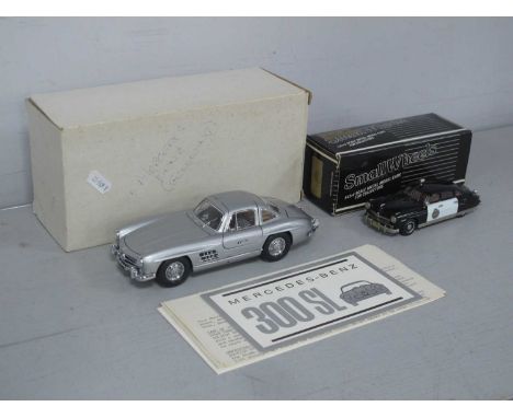 Two Highly Detailed Model Cars comprising of Franklin Mint 1:24 1954 Mercedes-Benz 300SL, SmallWheels 1:43 White Metal 1948 H