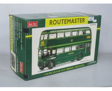 Sun Star 1:24th Scale #2904 Diecast Model Routemaster Bus RMC 1453 - 453 CLT, The Original Green Line Routemaster Coach, Cert