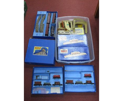 A Hornby Dublo 'OO' Gauge/4mmBoxed Ref No EDP13 Three Rail Train Set, comprising a 2-6-4 standard tank steam locomotive, 3 BR