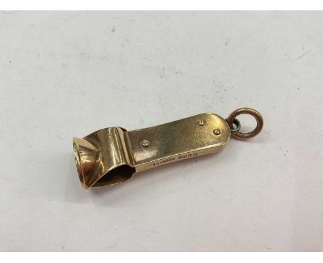George V 9ct gold cigar cutter, maker Sampson Mordan &amp; Co (London 1919)Weight 10 grams