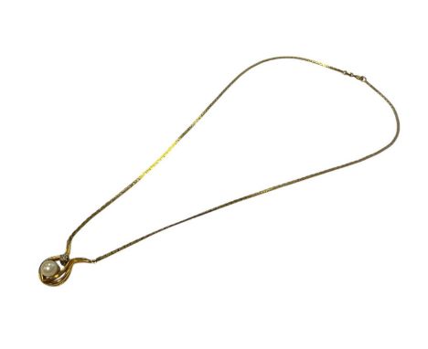 9ct gold necklace with cultured pearl and diamond pendant, 43.5cm longweight 5.9 grams