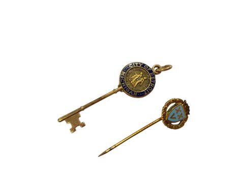 Gold (stamped 9K) and enamel 'City of Detroit, Michigan' key pendant, 45mm, and 9ct gold and enamel pin, 35mm (Birmingham 197