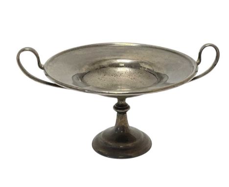 Edwardian silver tazza with twin loop handles, raised on a pedestal base, (London 1905), maker Holland, Aldwinckle &amp; Slat