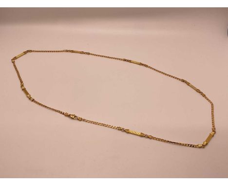 9ct gold chain/necklace, 70cm longWeighs 16.6g.