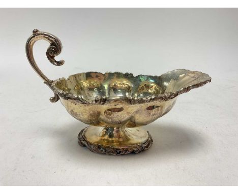 Mexican sterling silver (925) sauce boat, 20cm

Weight 12.5 Troy oz.