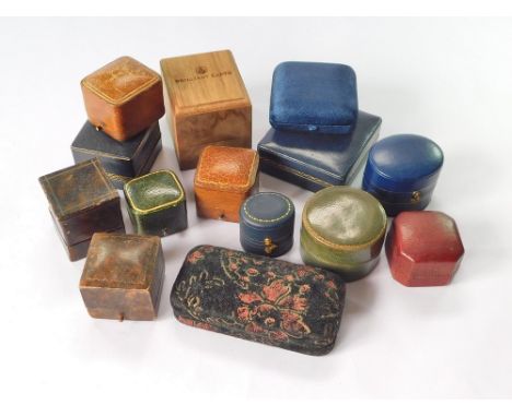 JEWELLERY BOXES. Fourteen various retail jewellery boxes, some old, vintage or modern.  Please note that all items in this au