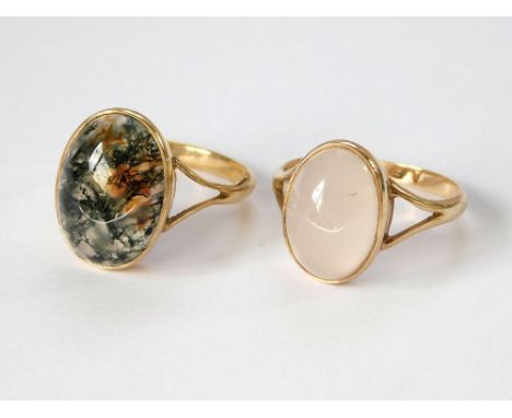 GOLD RINGS. A Cornish Stone Company, 9ct. gold & moss agate dress ring, size N. Also, a 9ct. gold & rose quartz-set dress rin