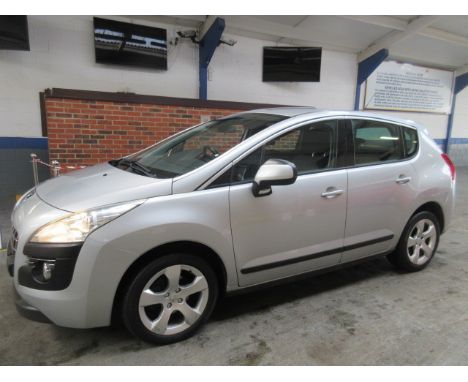 Make &amp; Model: Peugeot 3008 Sport HDIDate of Reg: KY61 NSOColour: Silvercc: 1560MoT: 31-01-2021Fuel Type: DIESELMileage: 7