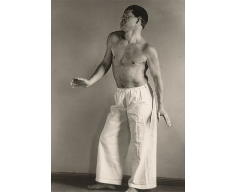 August Sander (Herdorf 1876 – 1964 Köln). Der Dadaist Raoul Hausmann, Berlin. 1928Silbergelatineabzug von Gerd Sander, 1986. 