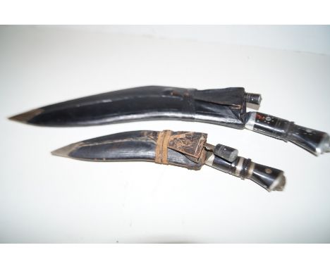 2 Kukri's with scabbard &amp; skinning knives