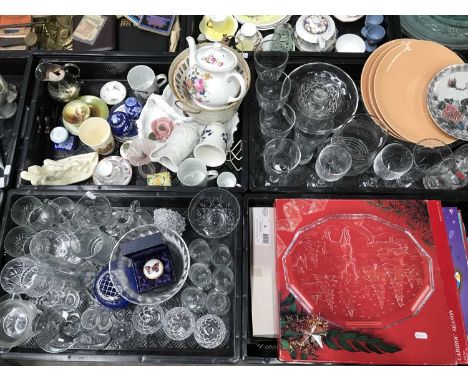 A Royal Worcester Connoisseur Collection butterfly pattern patch box (with case), together with Six trays of miscellaneous ce