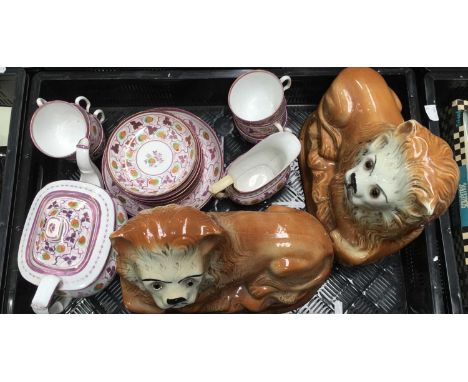English porcelain lustre tea service, circa 1800, together with 2 glazed pottery lions with glass eyes (tray)