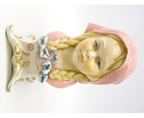 Capodimonte ceramic bust of a young girl, stamped Creazioni Cedraschi, H25cm    Condition Report   Click here for further ima