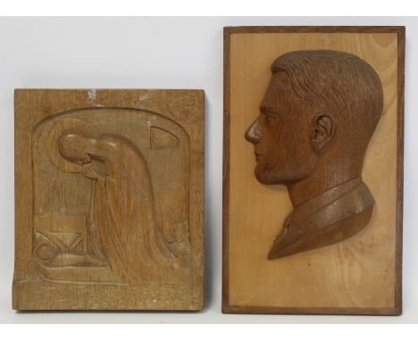 Early to mid 20th century carved oak profile bust portrait in high relief mounted on rectangular maple plinth back with walnu