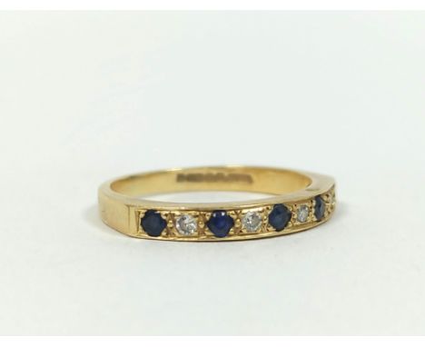 Sapphire and pearl half eternity ring in 18ct gold 2.5g. Size 'K' 