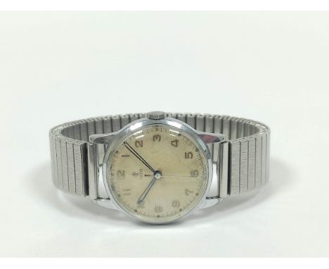 Gents' Tudor watch, centre seconds, with chrome case and bracelet.Condition:Winds and running. 