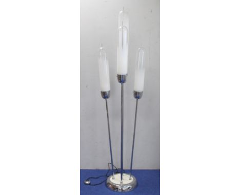 Italian Modernist floor lamp by Carlo Nason, Murano, for&nbsp; Mazzega c.1970s, the chrome plated rod shafts with graduated c