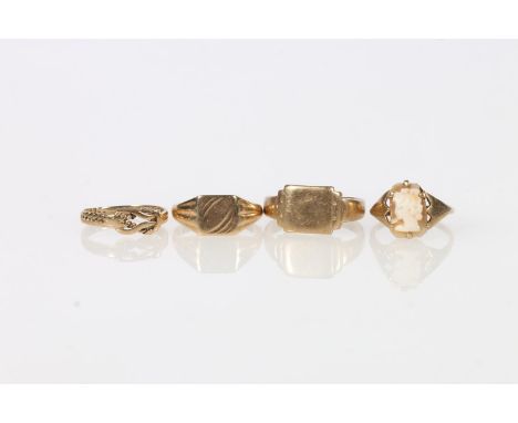9k gold shell cameo ring by&nbsp;William John Pellow, Birmingham 1976, size J, signet style ring by Henry Griffith &amp; Sons