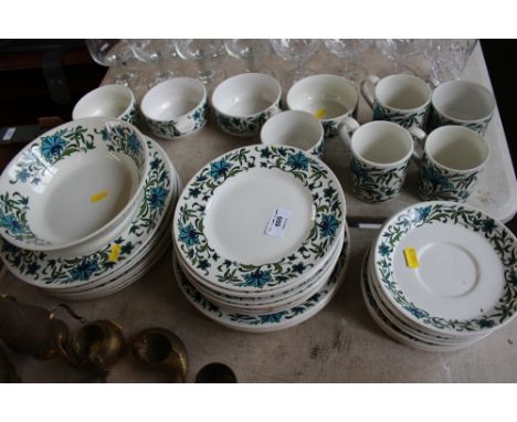 A quantity of "Midwinter" patterned dinnerware