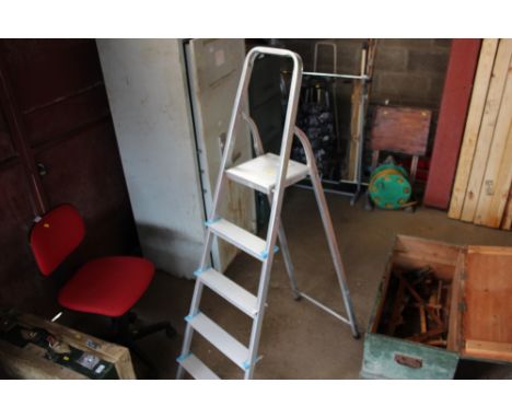 An aluminium step ladder
