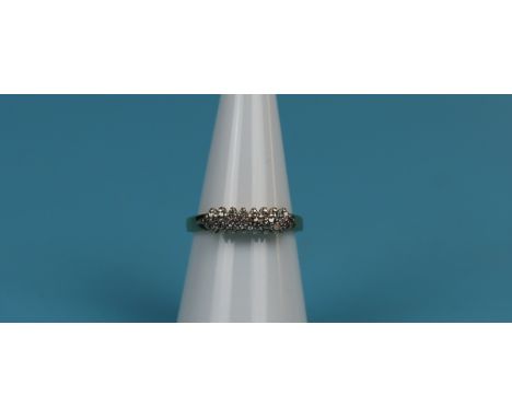 Gold diamond set ring