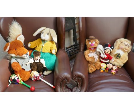 Collection of Vintage toys to include Basil Brush puppet &amp; push along Chiltern Toys dog