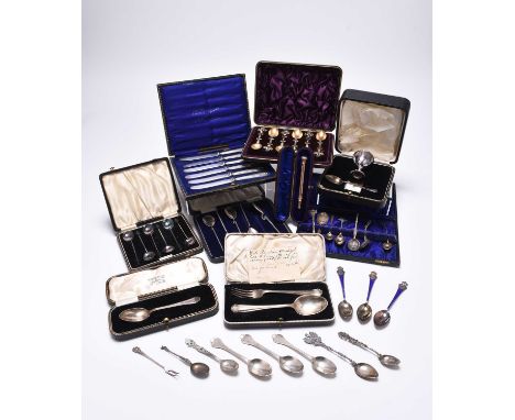 A cased set of six Victorian silver and gilt decorative teaspoons, Hilliard &amp; Thomason, Birmingham 1893, the stems design