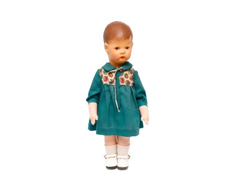 KÄTHE KRUSE kleine Puppe 1, Stoffkopf mit einer Hinterkopfnaht, wohl einmal komplett bei Käthe Kruse überarbeitet, 2 kleine F