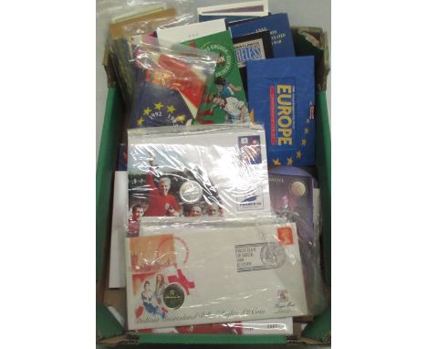 Uncirculated commemorative GB coins, commemorative crowns, First Day of Issue first day covers 