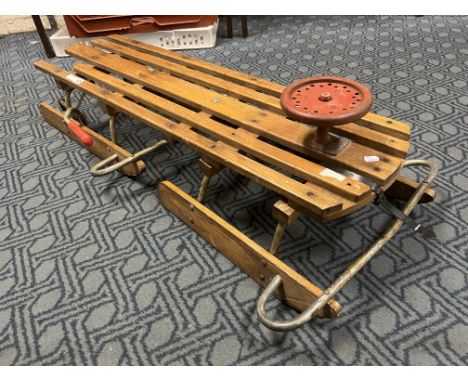 SLEIGH - VINTAGE WITH STEERING
