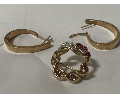 PAIR OF 9CT EARRINGS &amp; A 9CT RUBY &amp; DIAMOND BROOCH