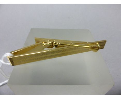 A Stratton Tie Clip set with a Hunting Lion
