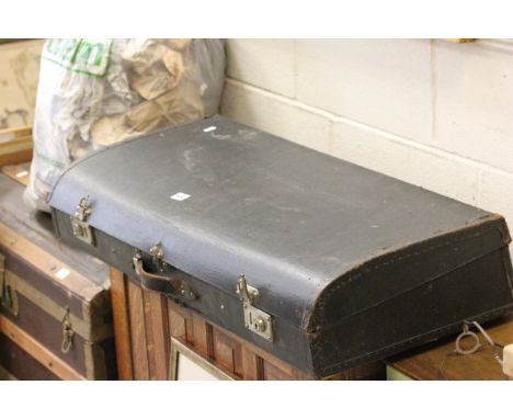 A Vintage Car Travelling Trunk 