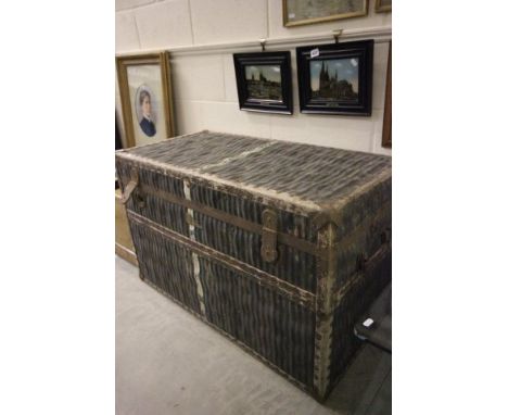 A New York Innovation Vintage Travelling Trunk 