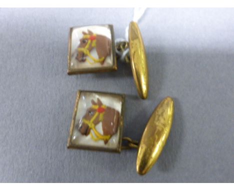 A Pair of Vintage Gents Cufflinks the panels depicting horse heads