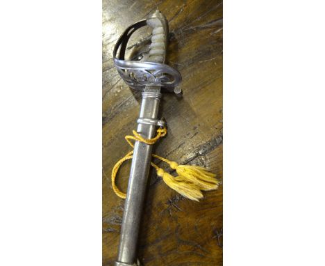 A Victorian Volunteer Infantry Officer's sword with slightly curved, fullered and etched 84 cm blade by Herbert & Co., Pall M