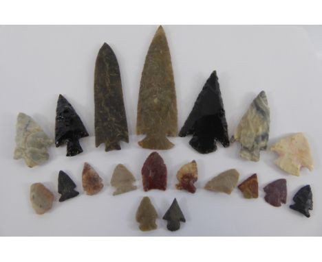 Seventeen North American Native Indian (Cherokee) Flint and Coloured Stone Points, of various sizes including arrow heads and