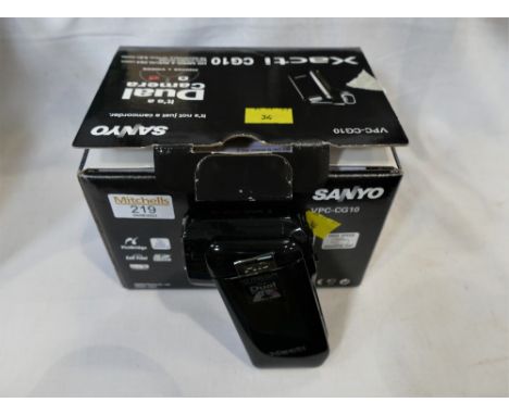 Boxed Sanyo Xacti Model CG10 camcorder 