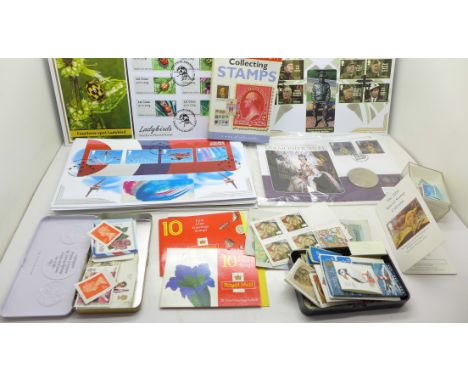 A Diamond Jubilee £5 coin cover, loose Royal Mail mint and used stamps and approximately 70 first day covers