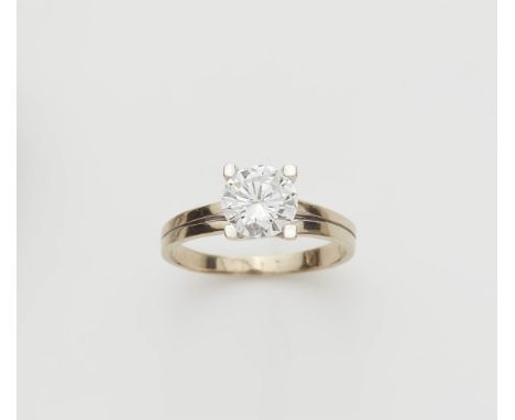 Ring mit Diamant-Solitär14 kt Weißgold. Gefasst mit einem Diamant 1,30 ct (F/G, vvs, keine Fluoreszenz) im Brillantschliff. G