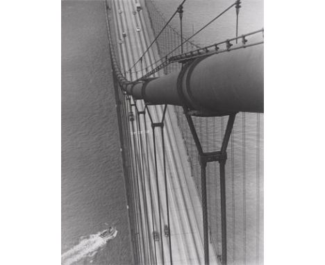 Umbo (d.i.&nbsp;Otto Umbehr) (Düsseldorf 1902 – 1980 Hannover). Golden Gate Bridge, San Francisco. 1952Silbergelatineabzug de