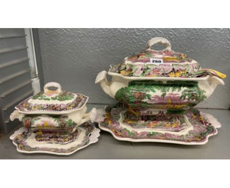 19TH CENTURY MASONS IRONSTONE VISTA PATTERN TUREEN COVER LADLE AND PLATE WITH MATCHING SAUCE TUREEN