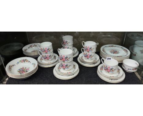 PARAGON BONE CHINA LAVINIA TEA SERVICE AND PLATES 