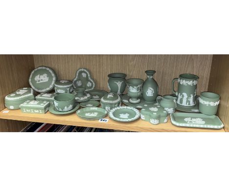 SHELF OF WEDGWOOD SAGE GREEN JASPER WARE INCLUDING TRINKET BOXES, PIN DISHES, AND PLATES