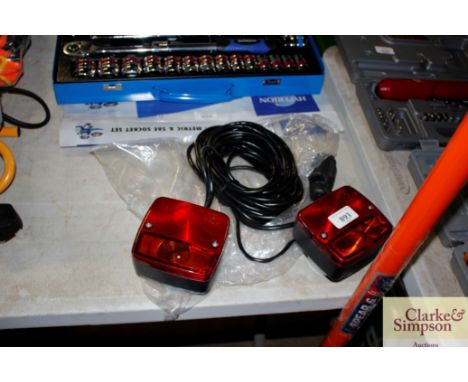 A magnetic trailer light set&nbsp;(2)
