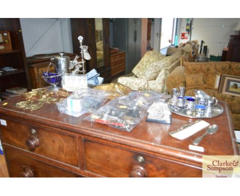 A quantity of various metalware to include a silver spoon; musical table lighter; horse brasses etc