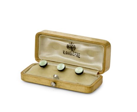 A set of gold and enamel studsFabergé, workmaster Erik Kollin, St. Petersburg, 1880scircular, decorated in celadon green tran