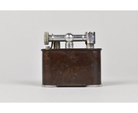 A Vintage Bakelite Cased "Classic Jumbo" Table Lighter
