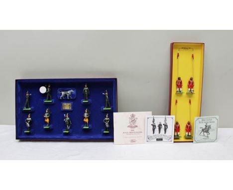 WILLIAM BRITAIN LIMITED EDITION MODEL SOLDIERS' THE ROYAL IRISH RANGERS' 8095000, ten figures contained in a presentation box