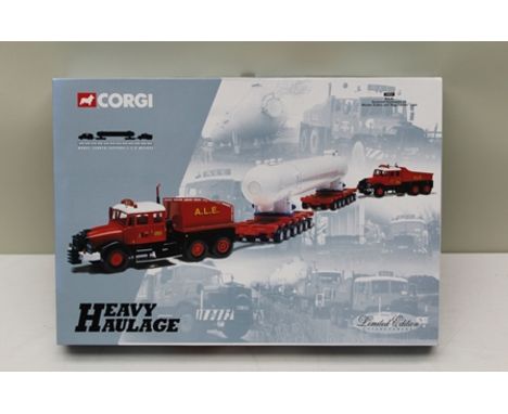 CORGI LIMITED EDITION COLLECTABLE DIE-CAST VEHICLE SET NO.31013 A.L.E. Scammell Contractor x two Nicholas trailers and 'Slug 